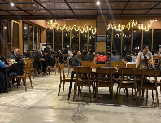 Openaire Resto Bar Market Semarang